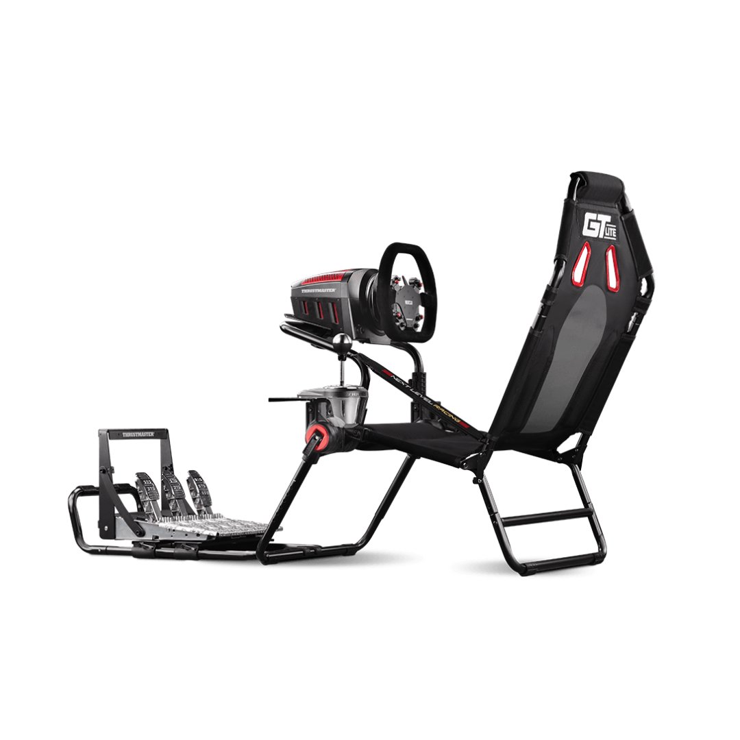 Next Level Racing GTLite Cockpit – עם הגה ודוושות – מבט מזווית