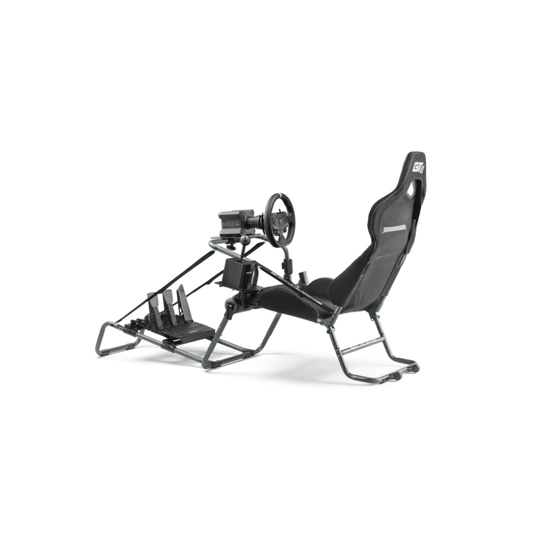Next Level Racing GTLite Pro Carbon Grey Folding Cockpit – עם הגה ודוושות – מבט מזווית